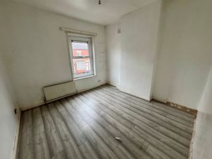 Photo 8- click for photo gallery